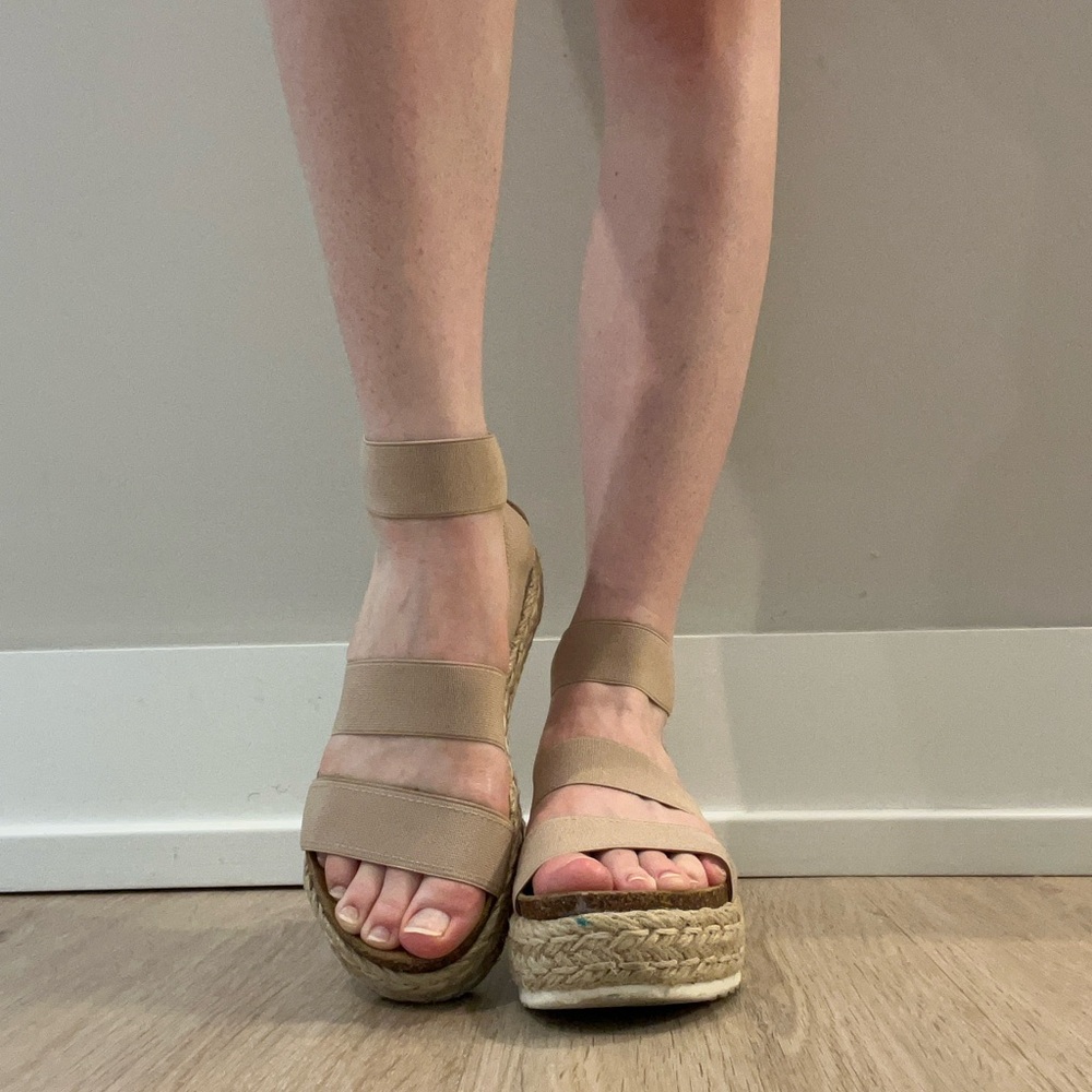 Steve Madden Women’s Light Pink Blushy Beige Strappy Espadrille Platform Sandals
